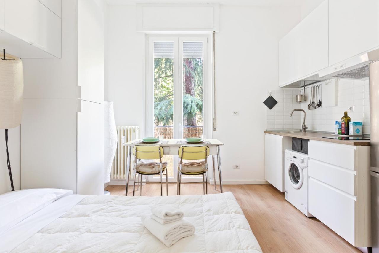 Milano Famagosta Cosy Studio Экстерьер фото
