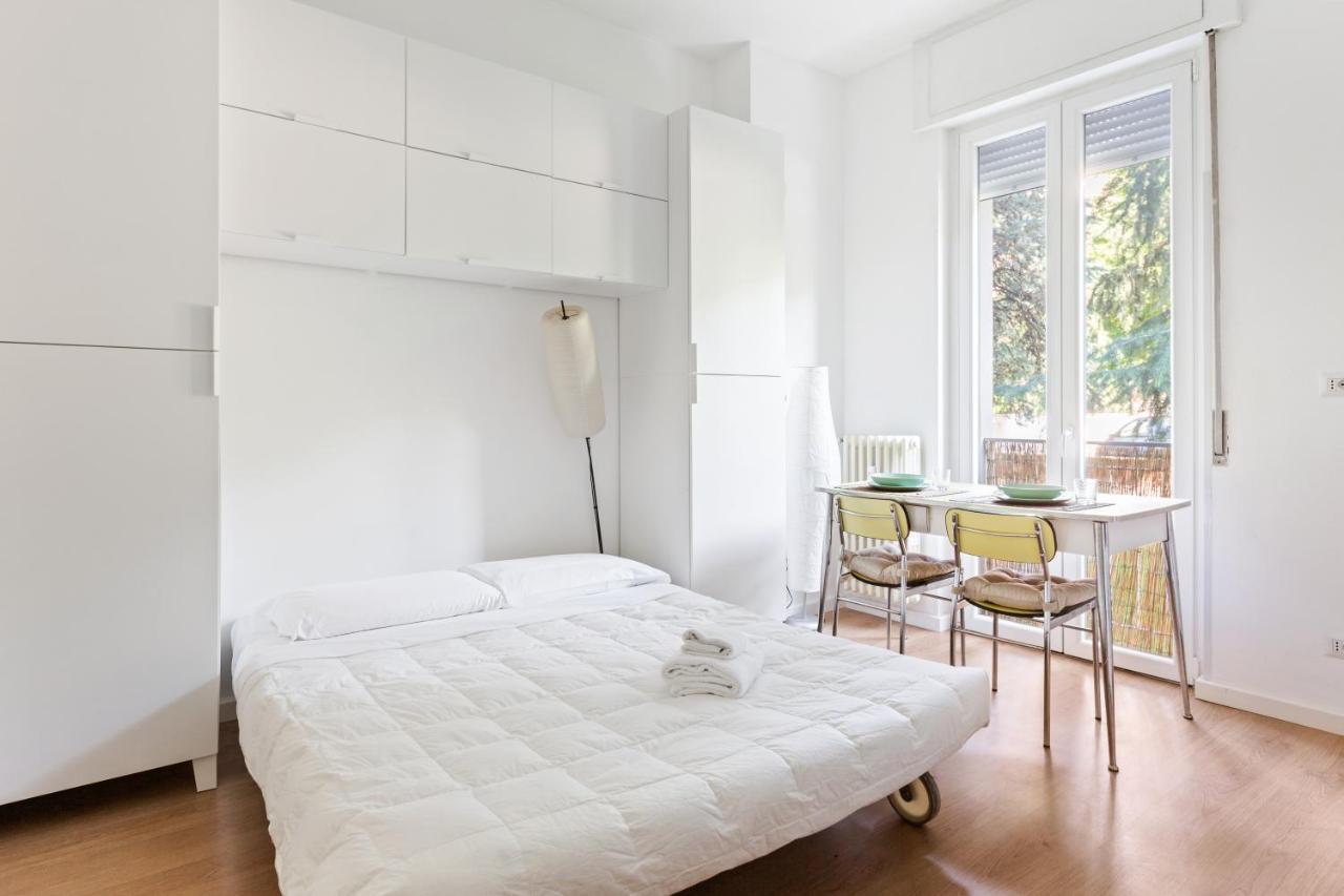 Milano Famagosta Cosy Studio Экстерьер фото