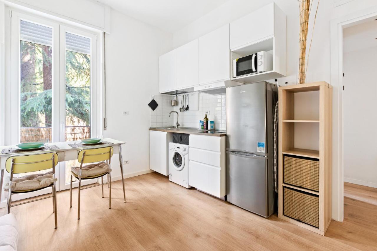 Milano Famagosta Cosy Studio Экстерьер фото